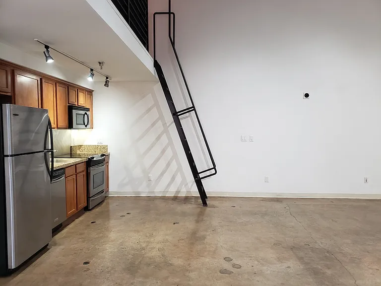 The Reserve Lofts — Photo 43
