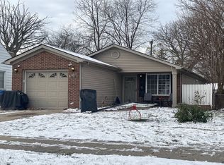4452 Croissant St, Dearborn Heights, MI