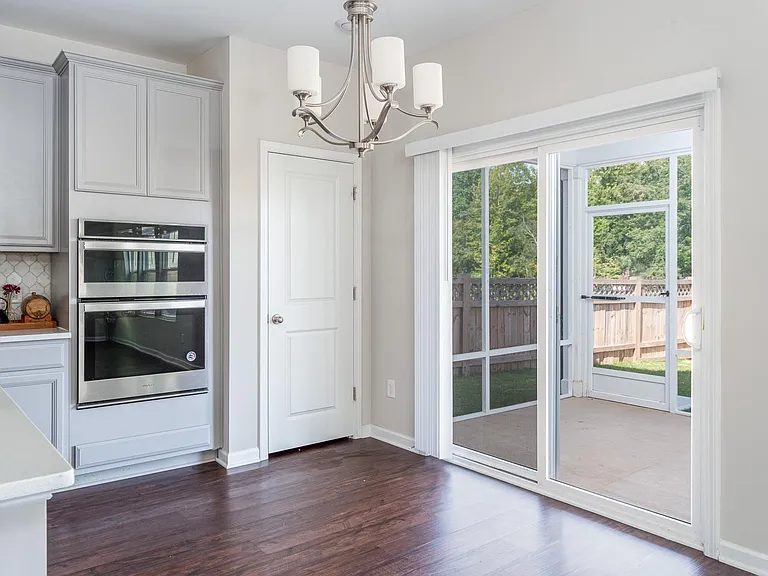 624 Sage Oak Ln — Photo 12
