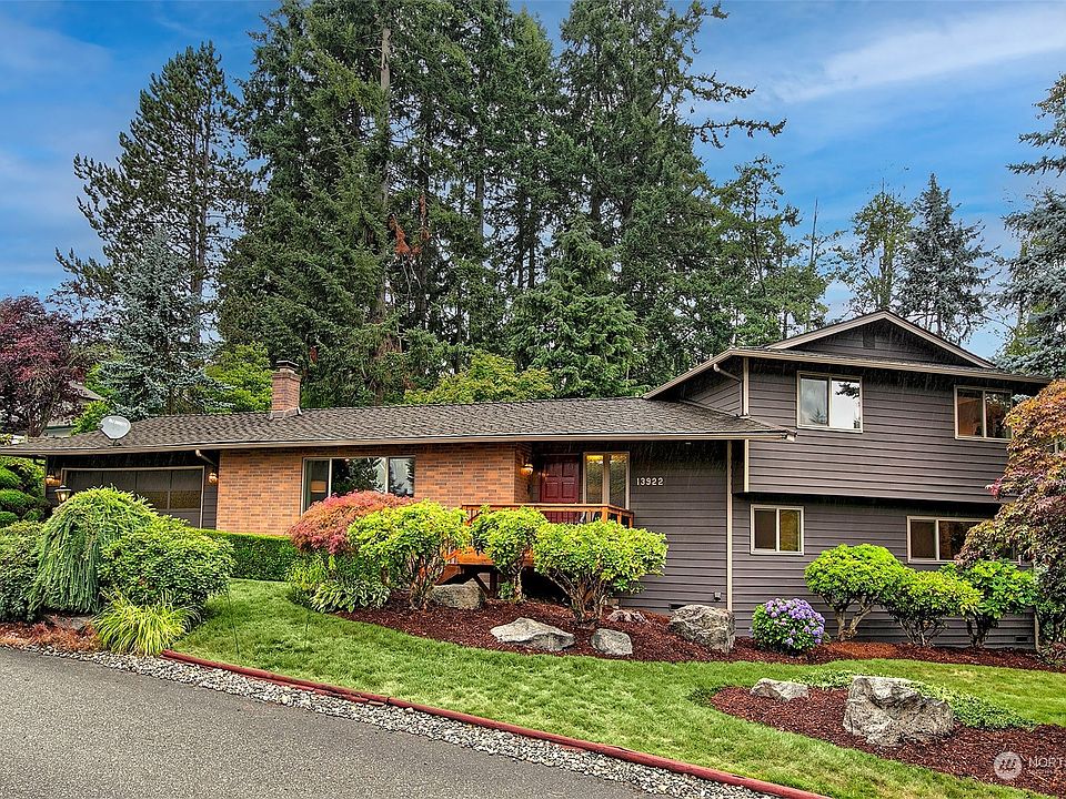 1st image of 13922 Manor Way