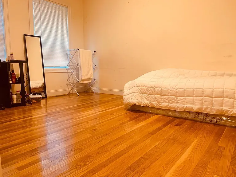 128 Hillside St #1A — Photo 5