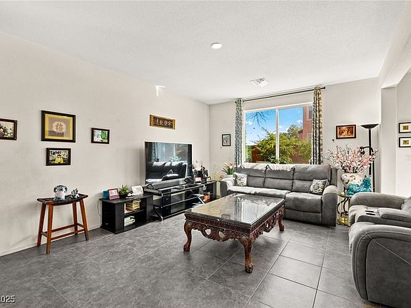 2nd image of 7529 Earnshaw Ave