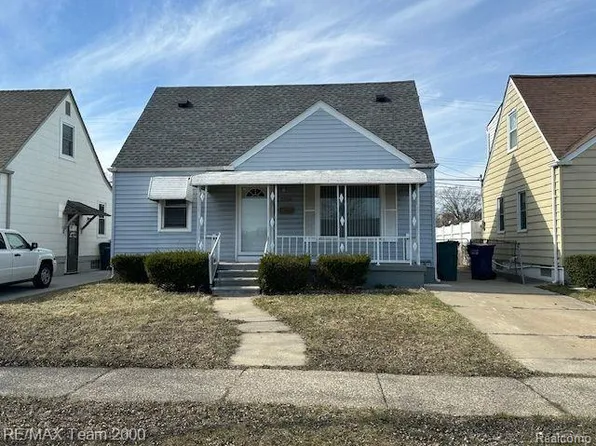 2868 Bailey Ave, Lincoln Park, MI 48146