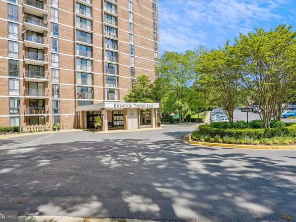 2311 Pimmit Dr APT 117, Falls Church, VA 22043