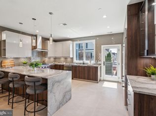 2006 Renaissance Walk, Philadelphia, PA 19145