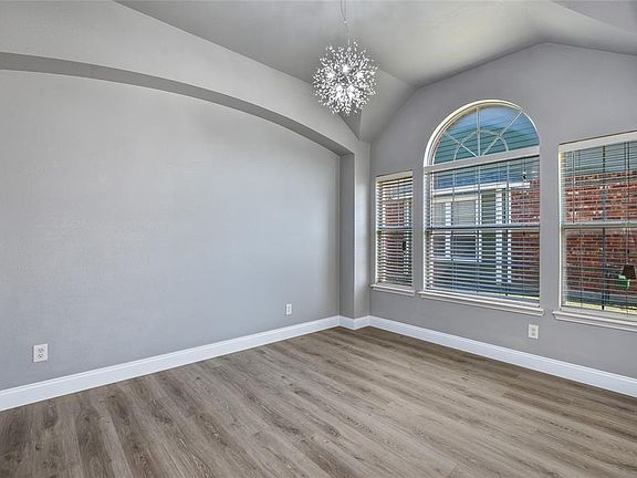4th image of 5404 Norris Dr