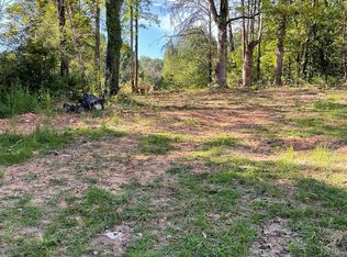 204 Church Of God Cir, Cleveland, SC 29635