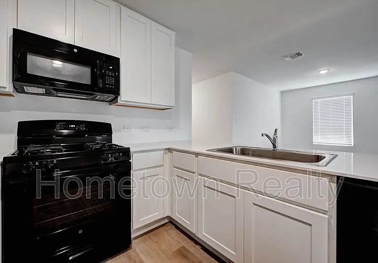 9612 NW 123rd St — Photo 13