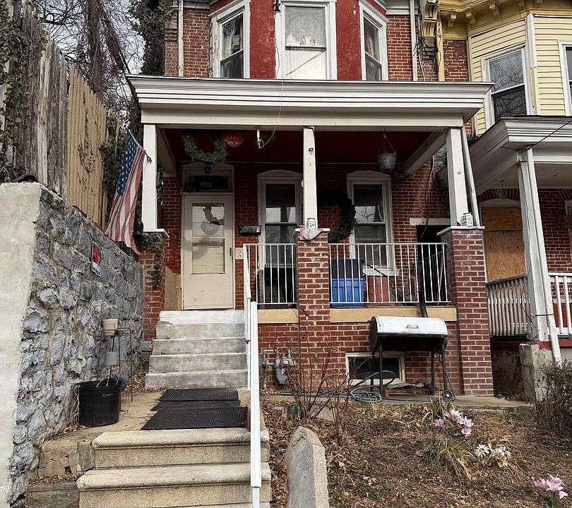 1st image of 1341 W 6th St
