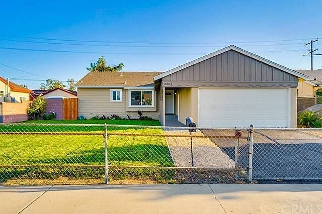 1st image of 2264 Laurel Ave
