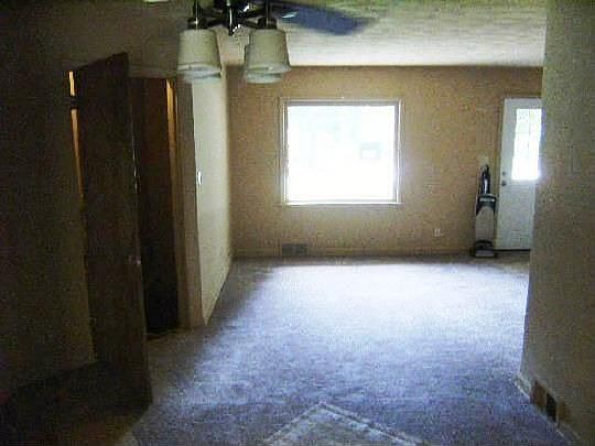 5th image of 2512 Lindberg Dr