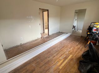 220-07 73rd Ave #A, Oakland Gardens, NY 11364