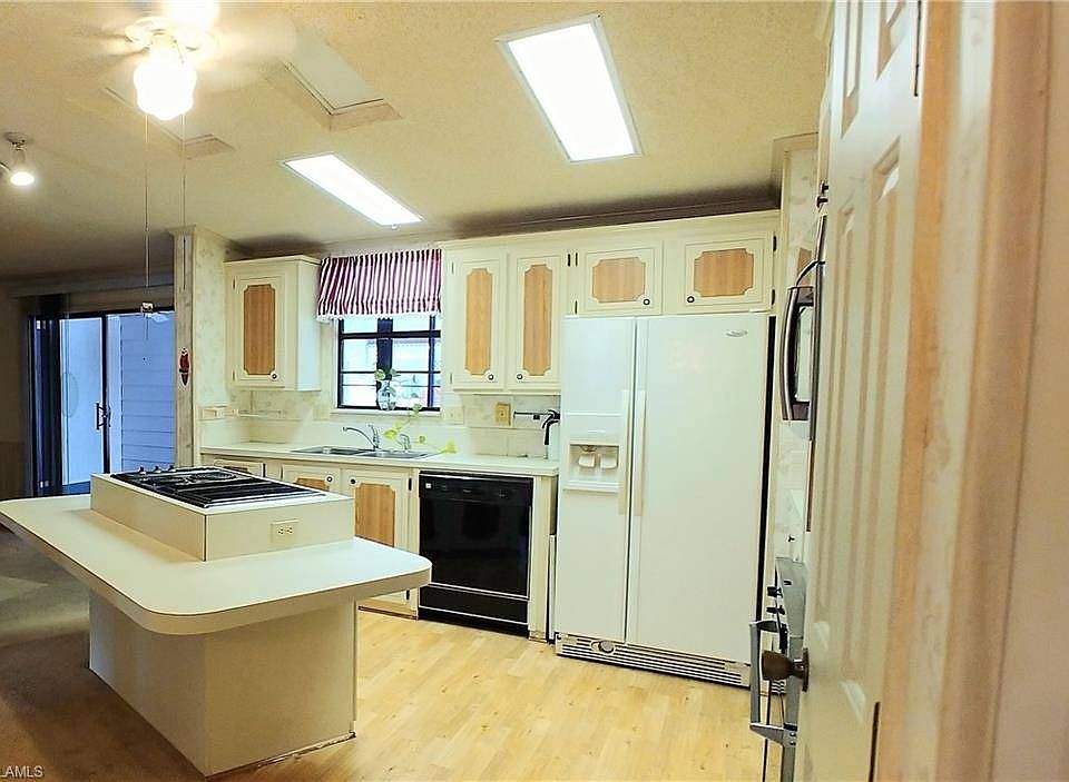 1st image of 541 Sunshine Ave #541