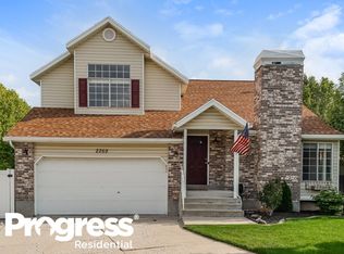 2269 Bennion Heights Cir, West Jordan, UT 84084