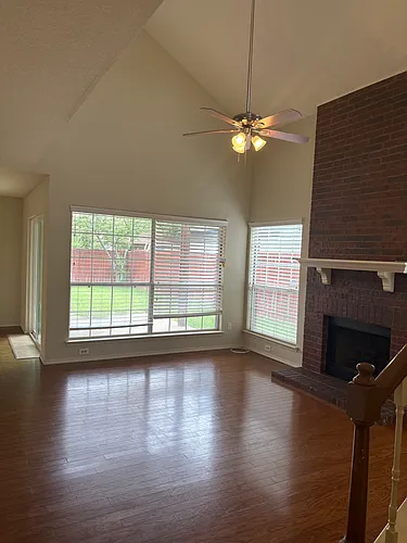 633 Raintree Cir Photo 1
