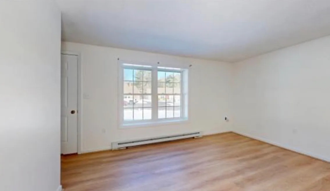 2 bed, 1250 sqft, $2,275 — Photo 4