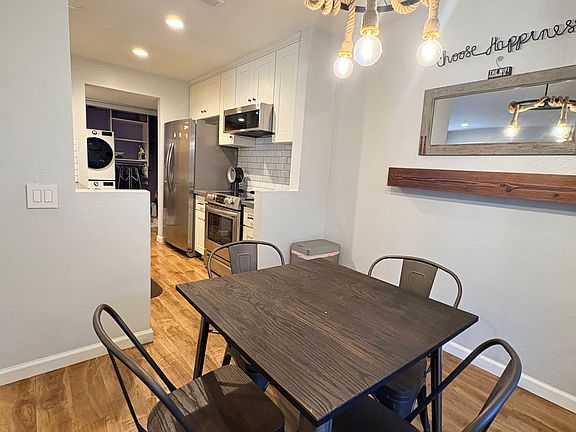Dining room kitchen