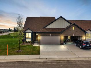 48261 Applegrove Ln #1, New Baltimore, MI 48051