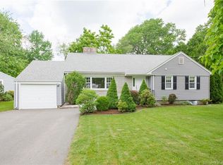 96 Mohawk Dr, West Hartford, CT 06117