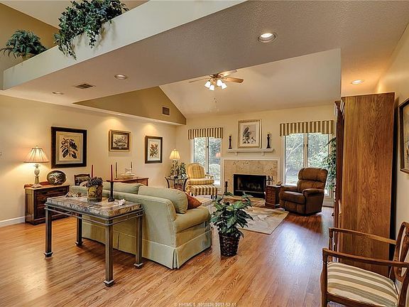 3rd image of 4 Margarita Ct