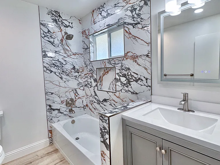 655 Mariposa Ave — Photo 22