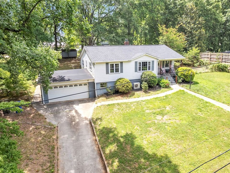 1st image of 5 Jones Cir