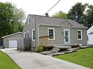 3943 57th St, Des Moines, IA 50310