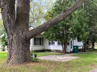 3215 Sleeth Rd, Commerce Township, MI 48382