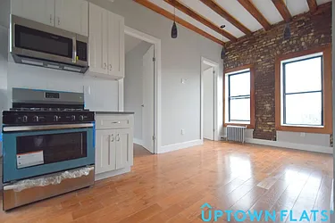 Rented by Uptown Flats LLC