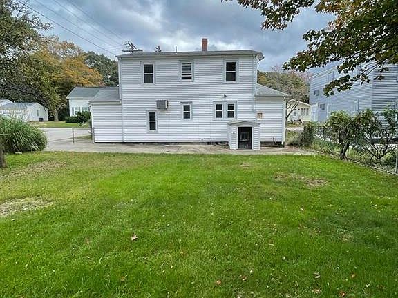 3rd image of 127 Hedley Ave