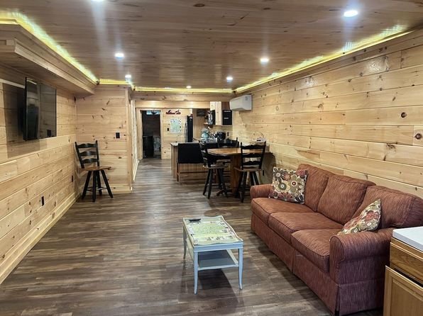 (undisclosed Address)