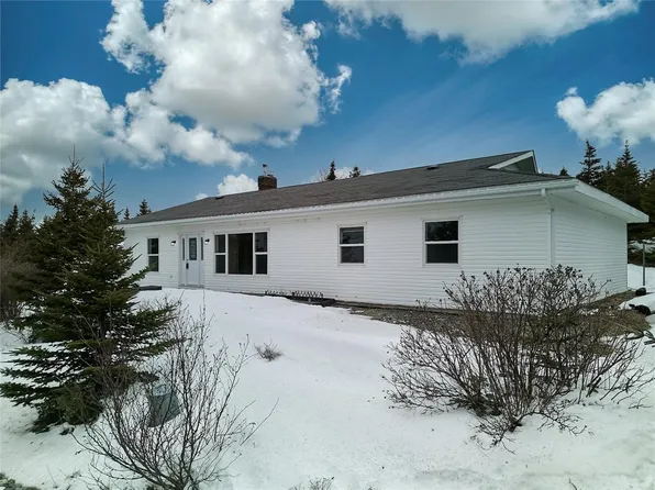 26 Drovers Road, Paradise, NL A1L1S4