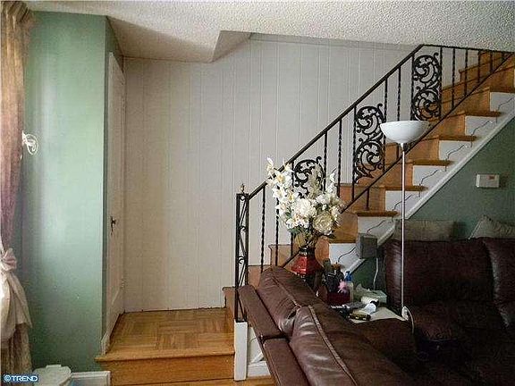 3rd image of 241 N Wycombe Ave