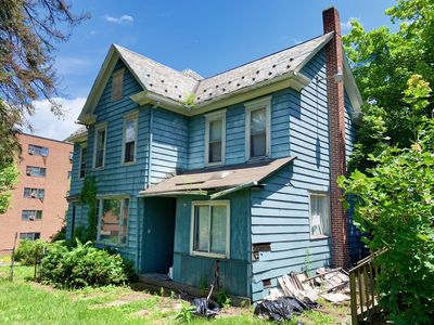 275 E Main St, Nanticoke, PA, 18634