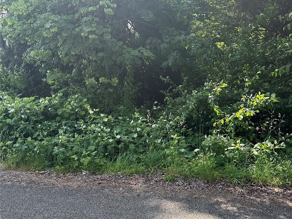 2nd image of 71 N Nancy Avenue