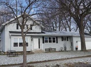 208 Irvington Dr, Tonawanda, NY 14150