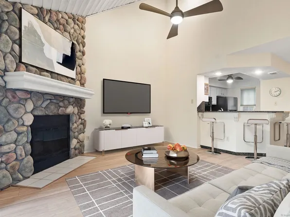 5 Spyglass Circle #5, Groton, CT 06340