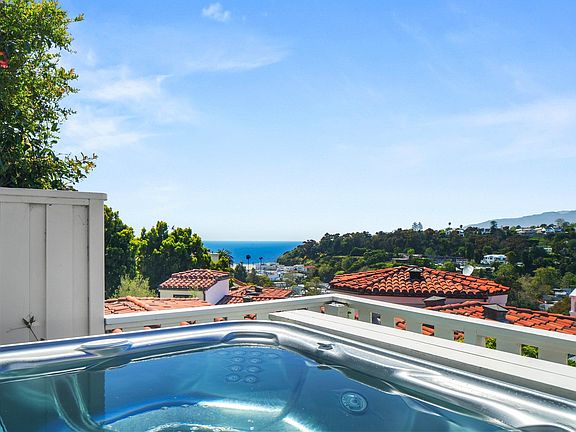 Hot Tub with Ocean & Sunset Views