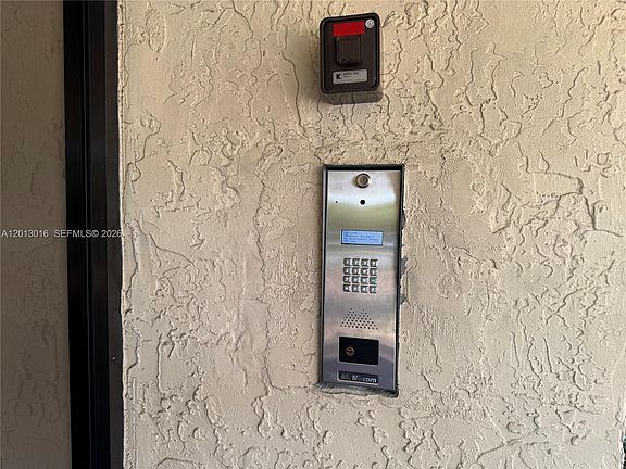 4th image of 491 Racquet Club Rd APT 312