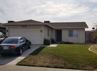 3954 Sweepstakes Dr, Riverbank, CA 95367