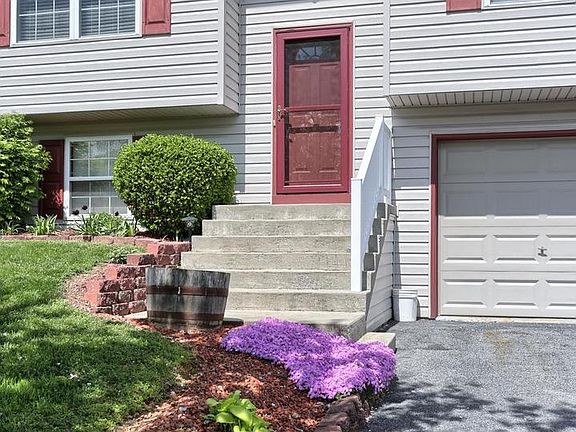3rd image of 94 E Brookfield Dr #L-0109