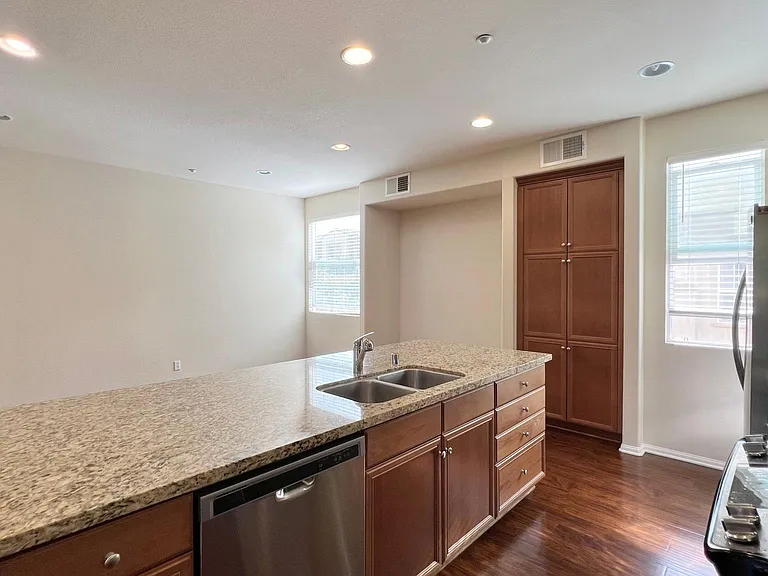 2674 Rawhide Ln — Photo 17