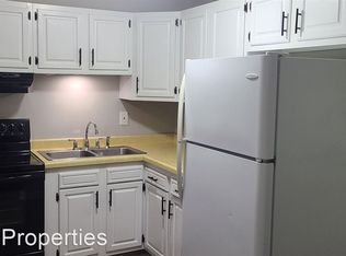 182 Cony St APT 4, Augusta, ME 04330