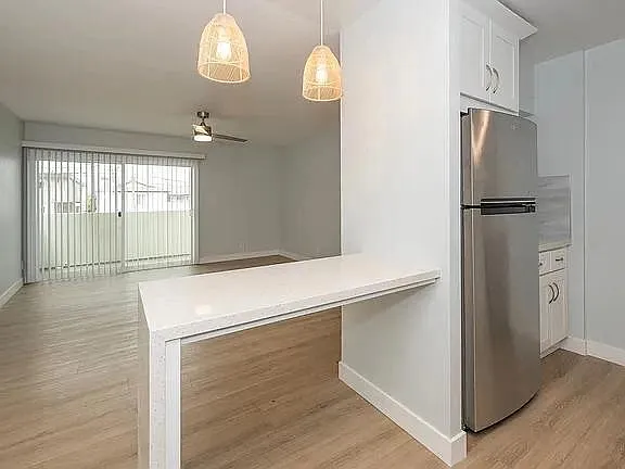 418 N Broadway #418.5 — Photo 22