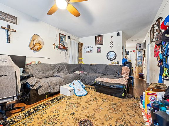 3rd image of 4136 S Artesian Ave