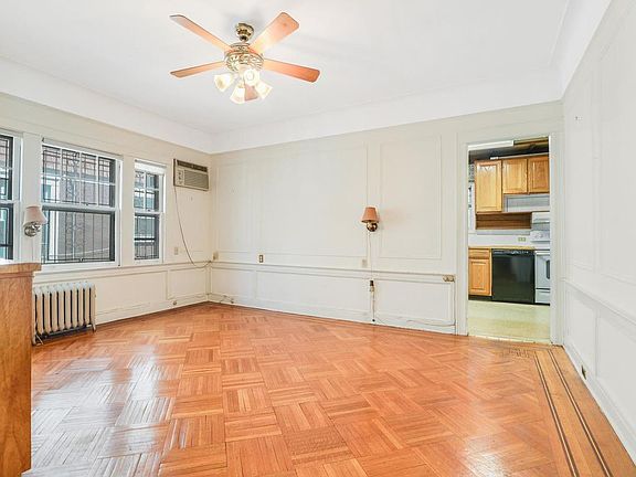 5th image of 721 E 26th St