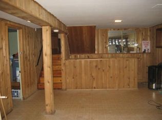 20 Washburn Rd, New London, CT 06320