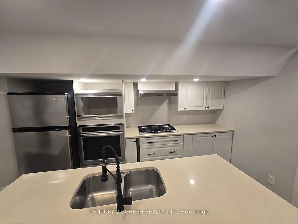 2483 Old Brompton Way #LOWER