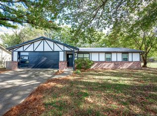 1005 S Prospect Cir, Siloam Springs, AR 72761