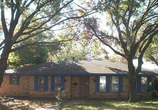1st image of 722 Flamingo Way